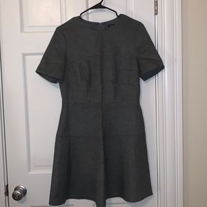 Soft 3/4 thigh dress